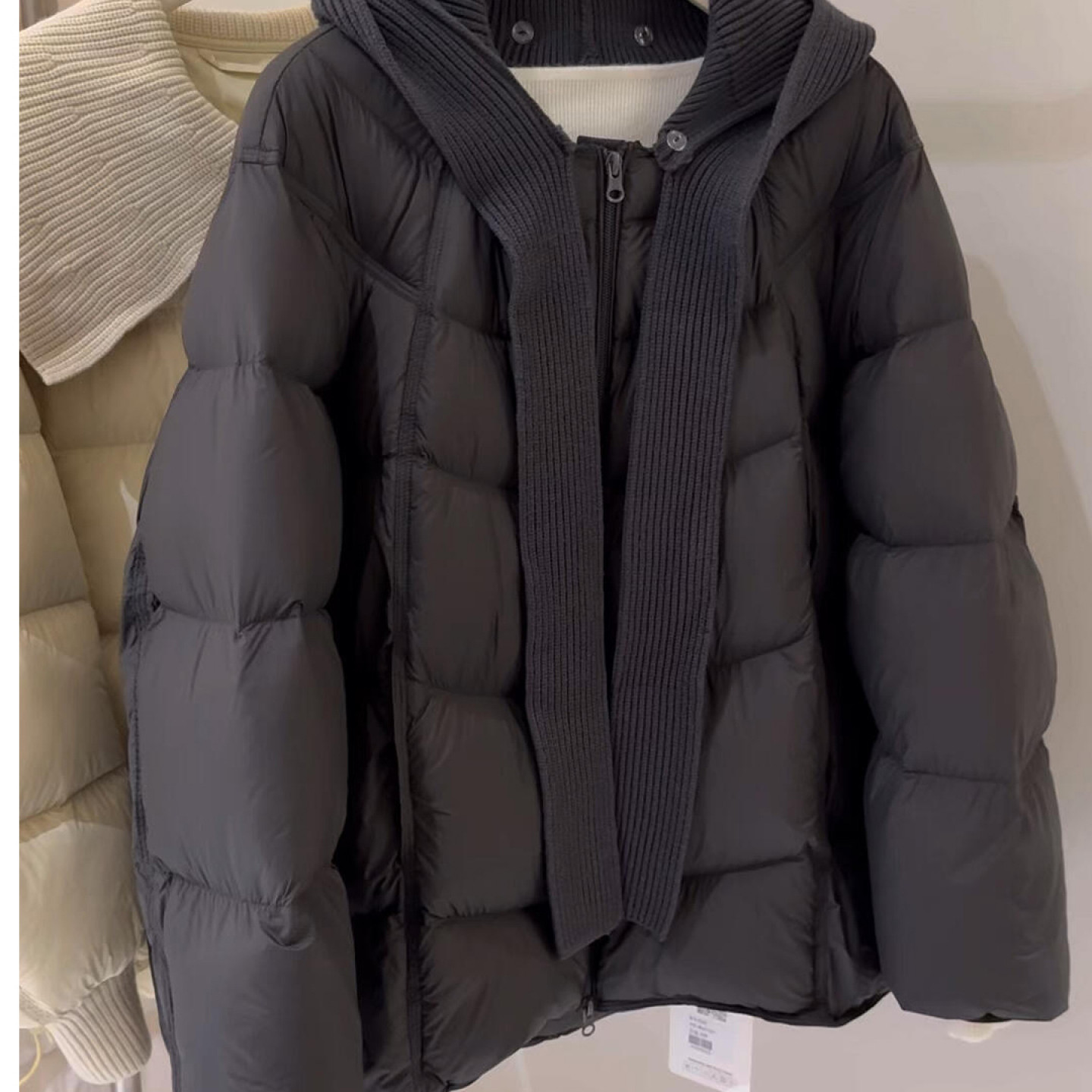 2025冬季新款韩系保暖加厚白鸭绒外套泡芙可拆卸针织连帽羽绒服女