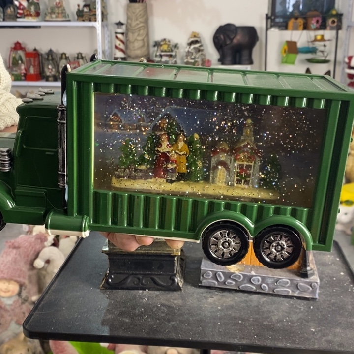 。***塑料工艺品摆件默认微瑕