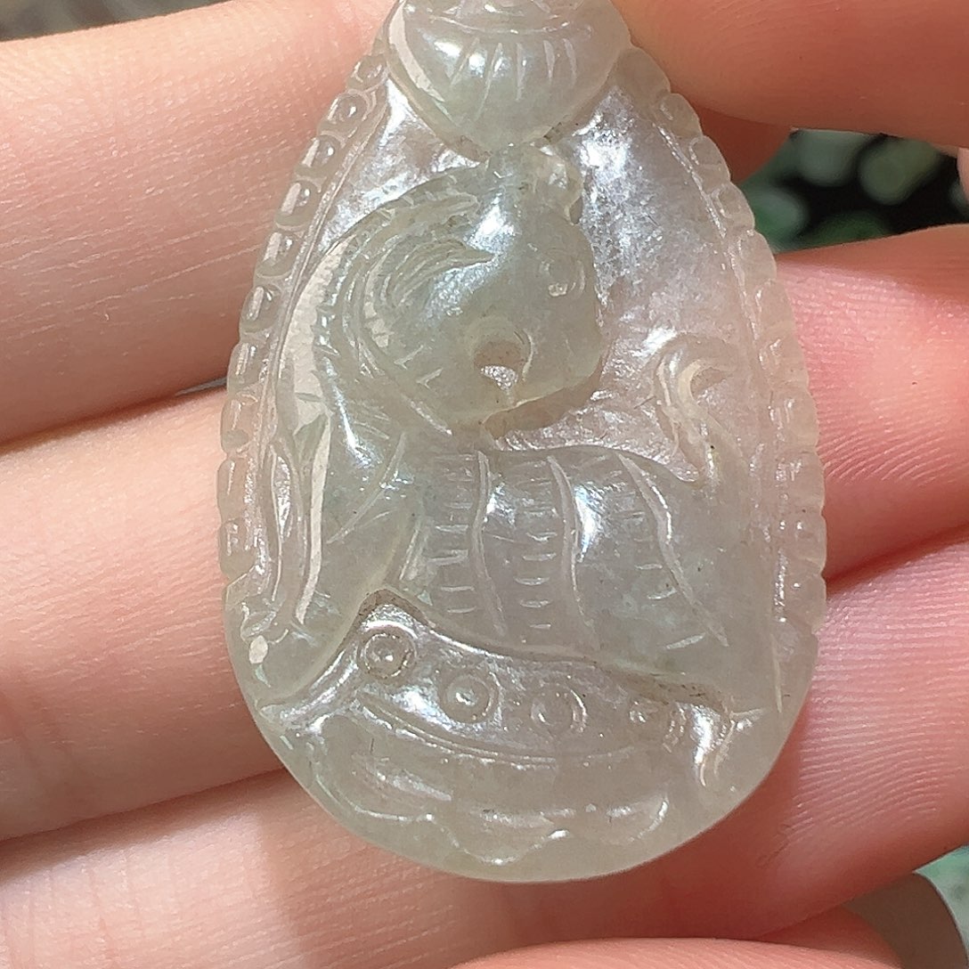 翡翠颈饰未镶嵌吊坠