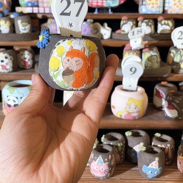 27…..手工手绘花盆