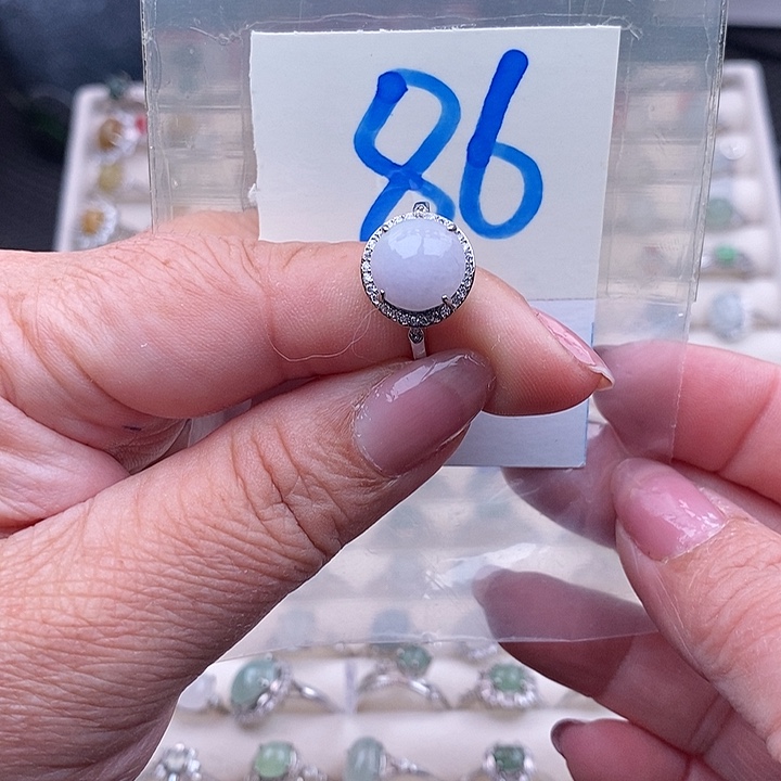 未镶嵌戒指翡翠缅甸