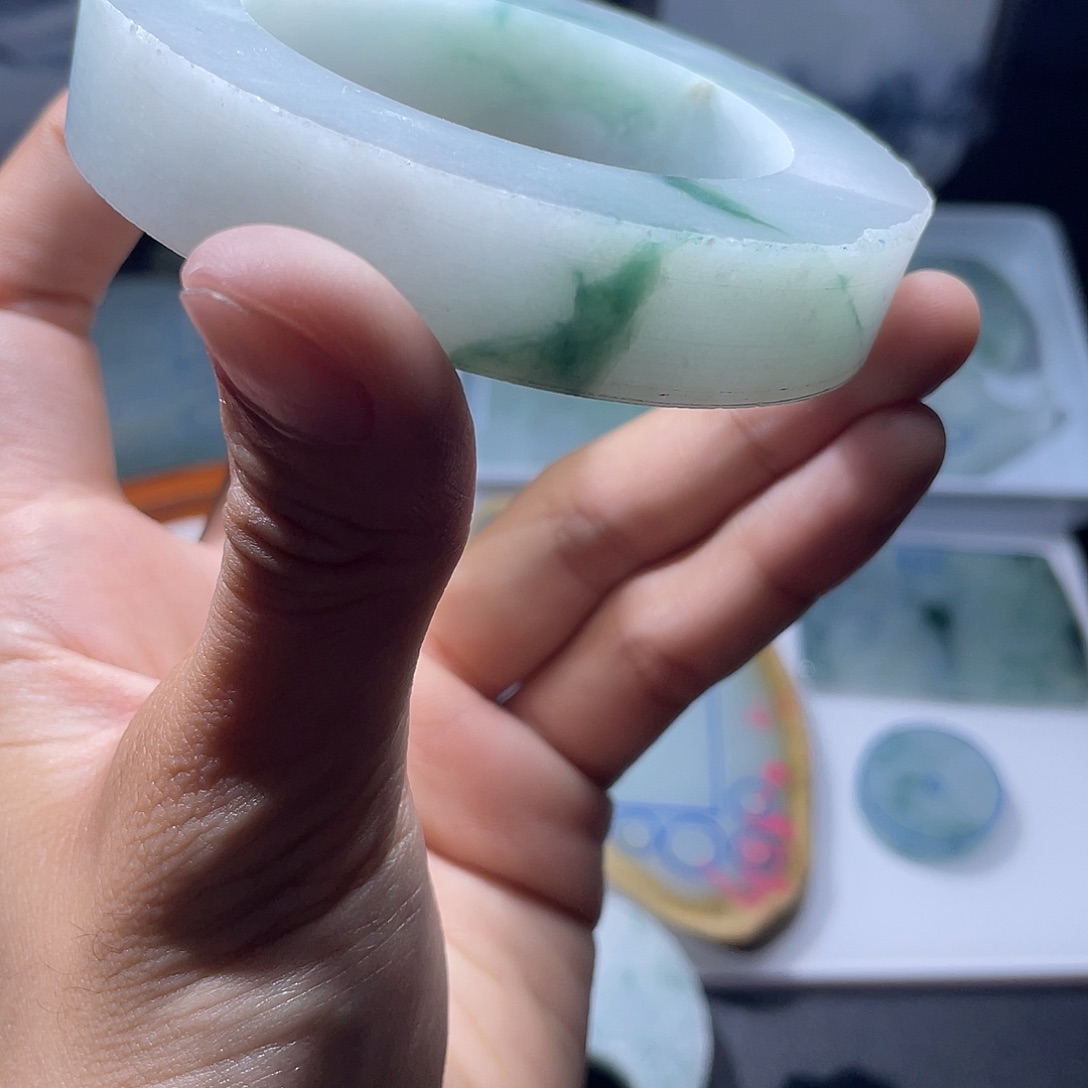 S***y定制翡翠未镶嵌翡翠