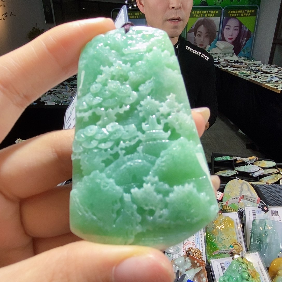 颈饰未镶嵌翡翠翡翠