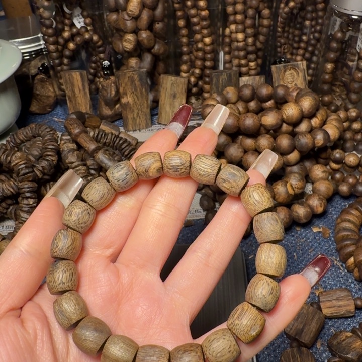 树脂制品鼓珠1.0老料