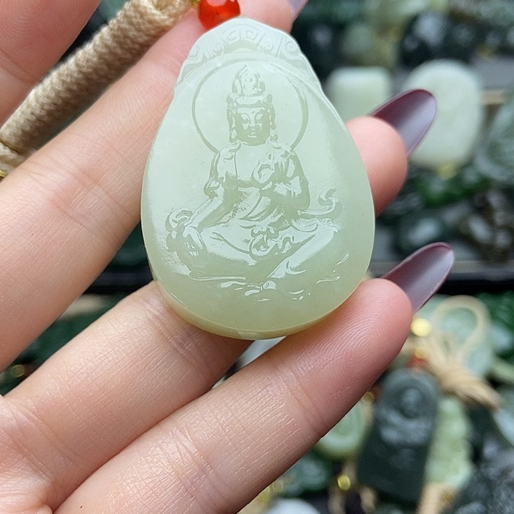 和田玉未镶嵌颈饰