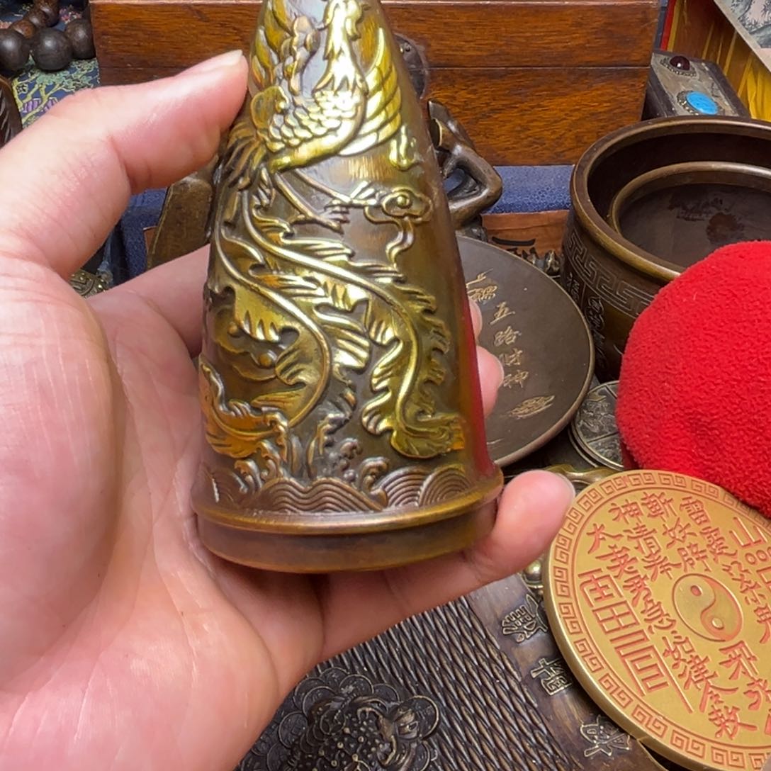 精美铜器，点击下单