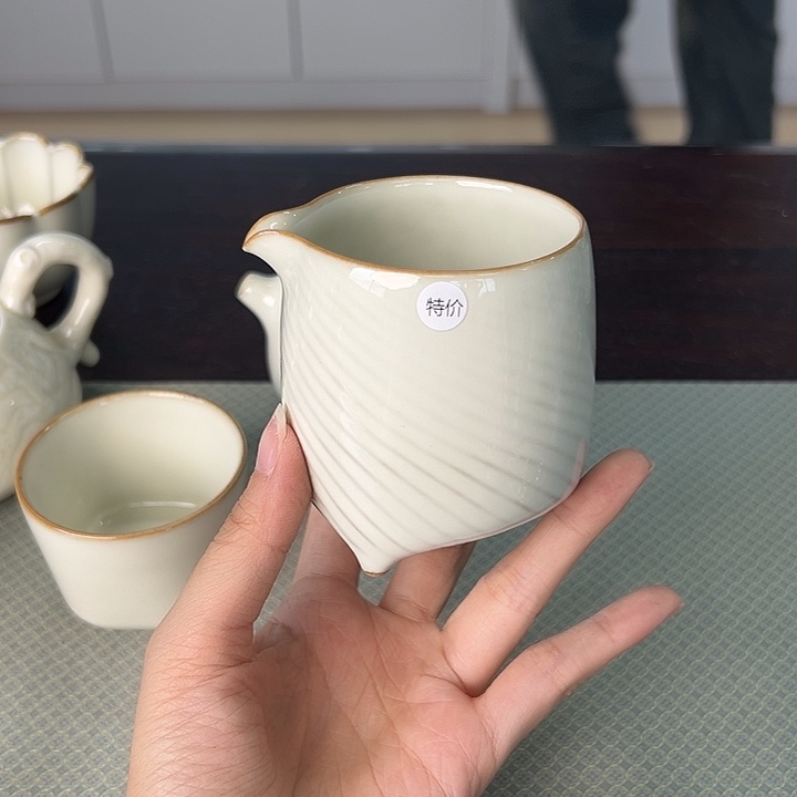 龙泉云间青瓷小米茶器