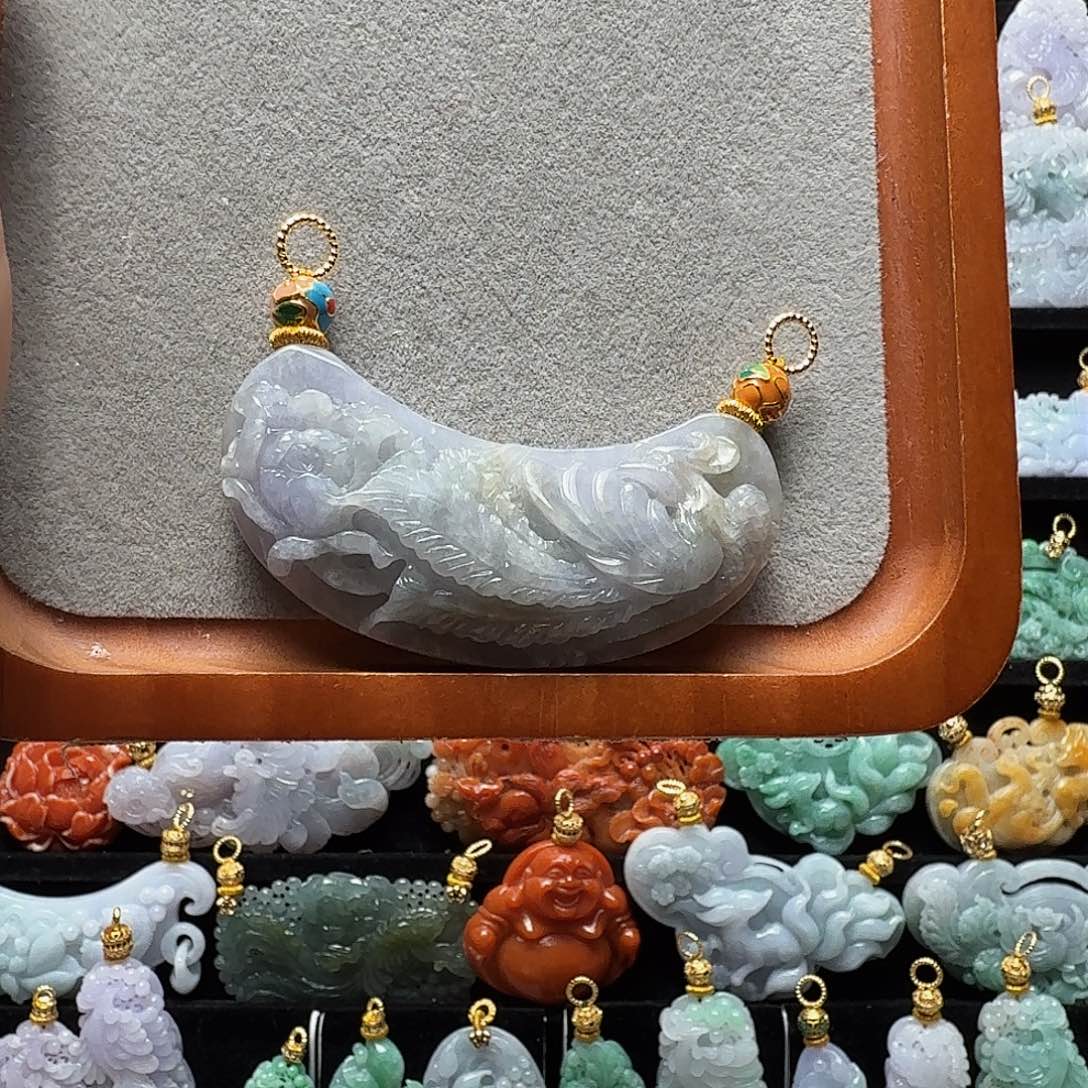 吊坠(不含链)未镶嵌翡翠