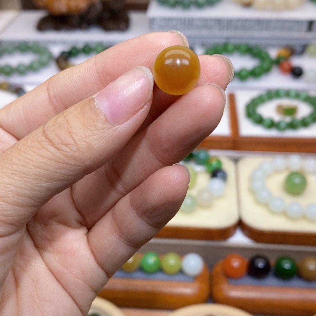 和田玉吊坠(不含链)未镶嵌朵****星