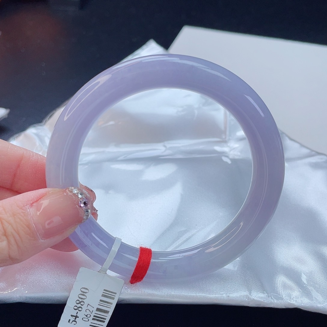 翡翠手镯未镶嵌翡翠