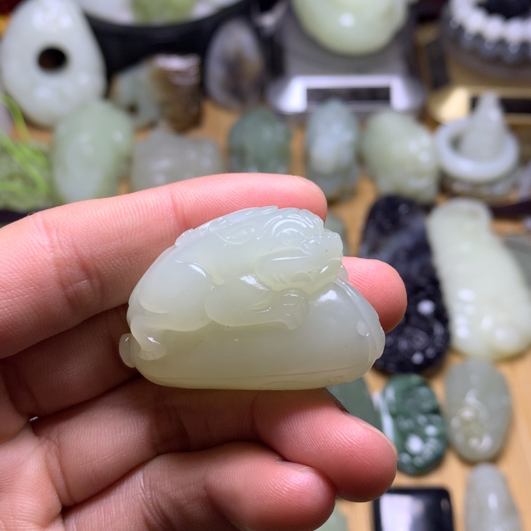 和田玉挂件未镶嵌