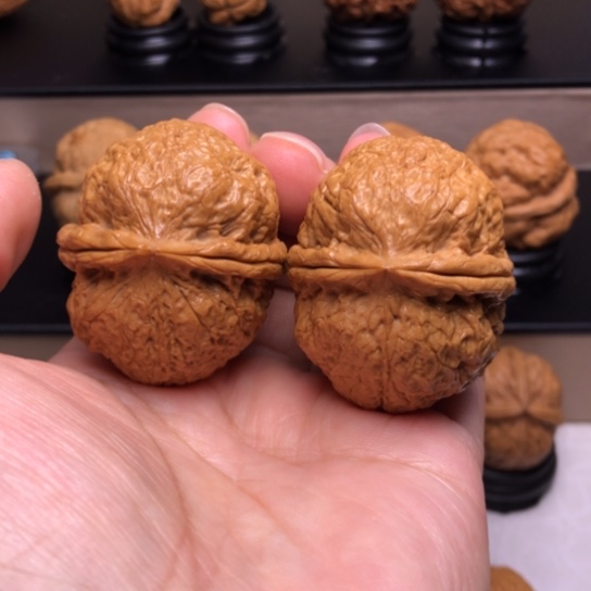 文玩核桃把件降龙罗汉8