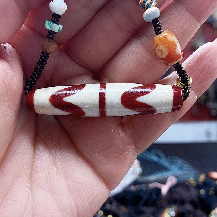 玛瑙/玉髓颈饰合金