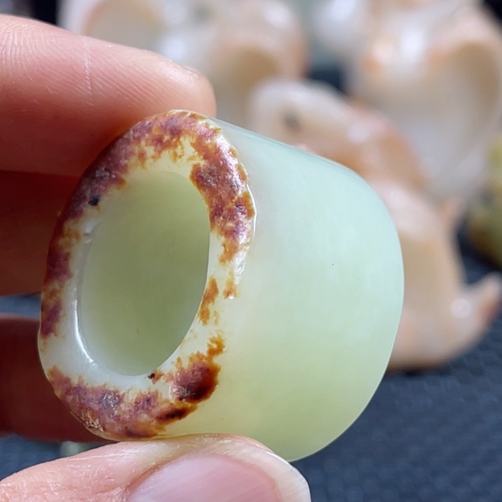 和田玉颈饰未镶嵌?***袋