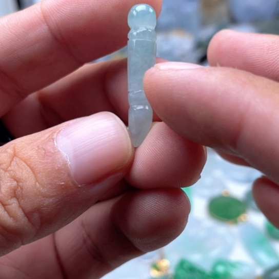 翡翠未镶嵌颈饰翡翠妙笔生花