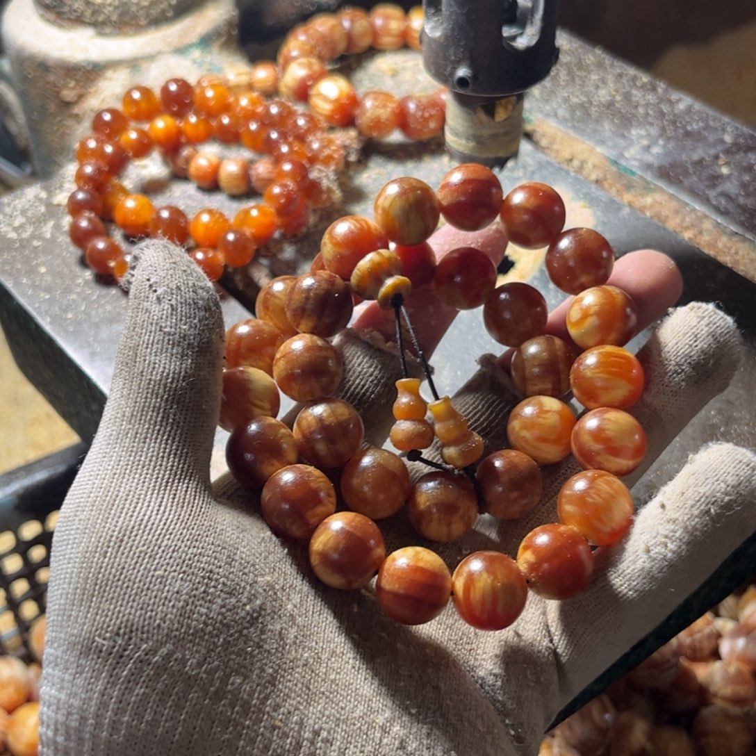 小****松木（琥珀木）手串/手链1.5手持36颗