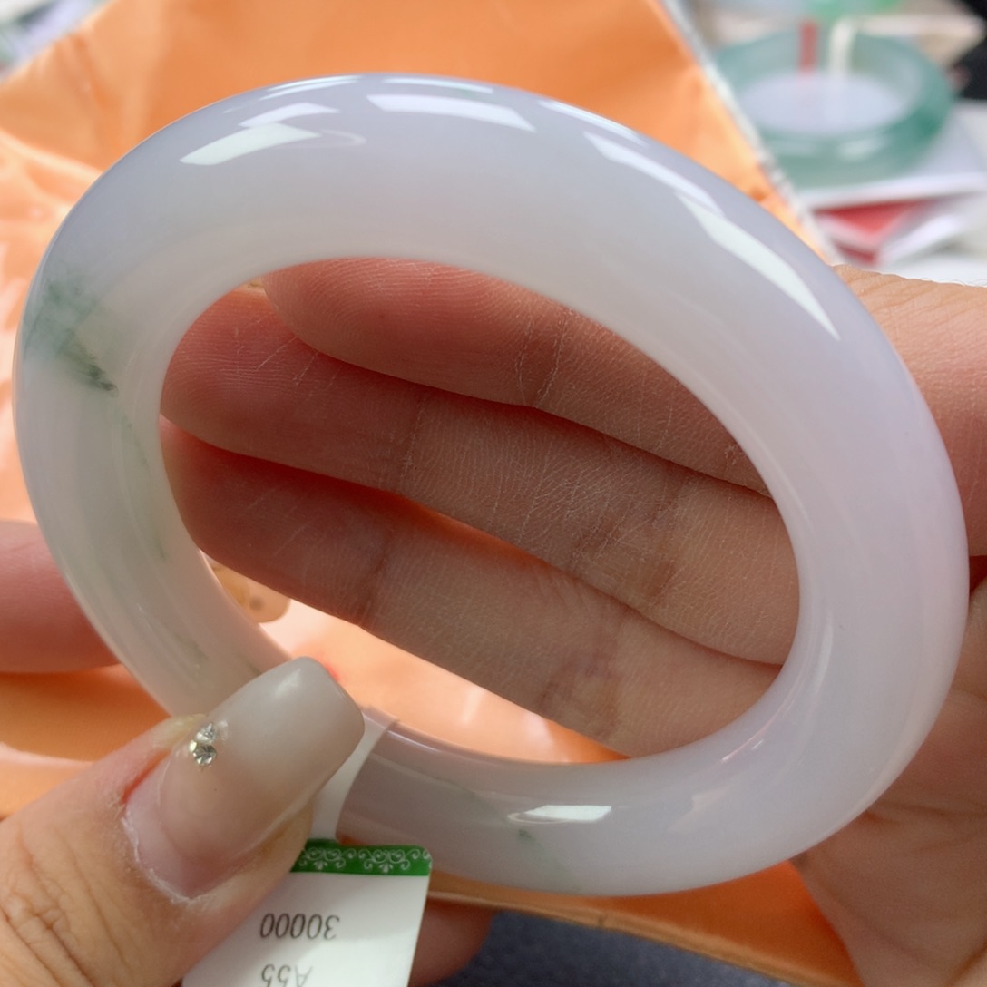 翡翠手镯未镶嵌55圆