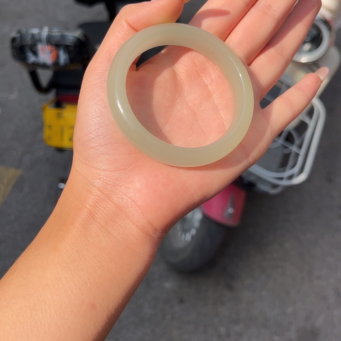 六***萤东陵石未镶嵌手镯不退不换