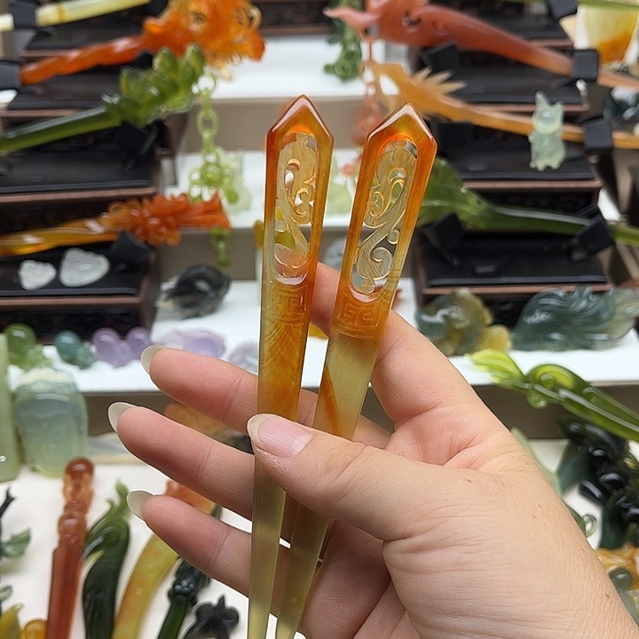 多****蛇纹石玉未镶嵌岫玉发簪