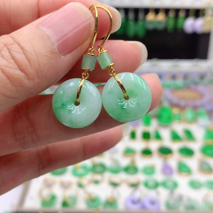 翡翠18K金镶嵌耳饰