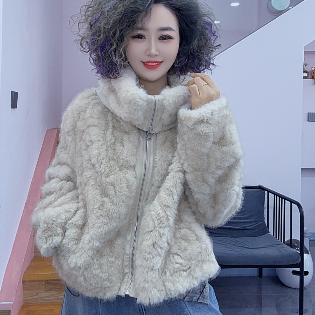 领子两穿翻领毛毛外套