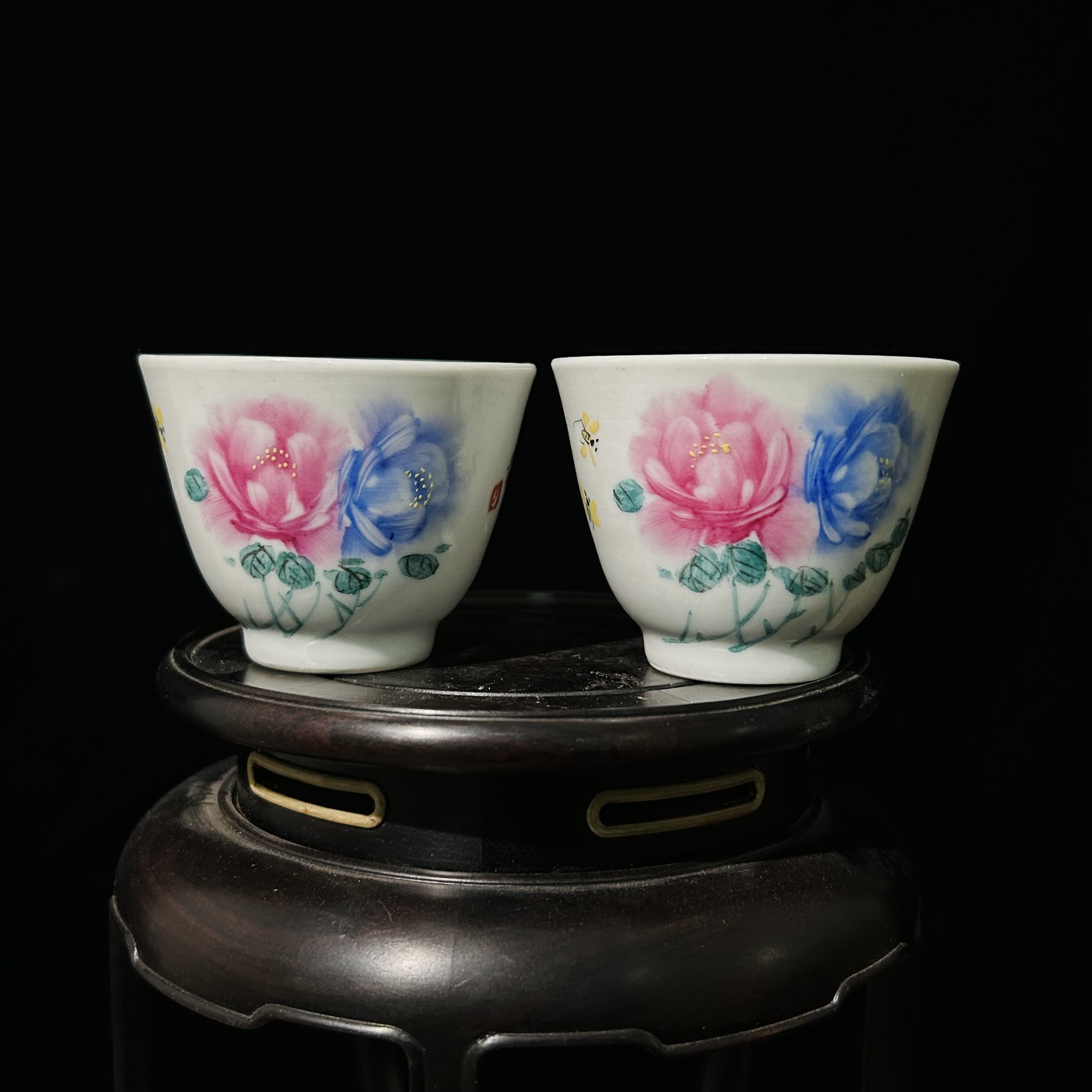 景德镇瓷  釉上粉彩杯 花开富贵一对