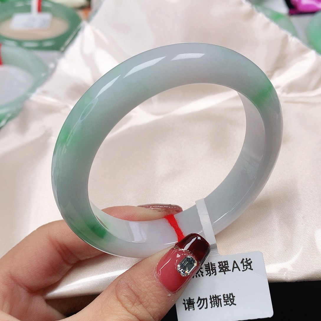 翡翠手镯未镶嵌天然翡翠手镯54