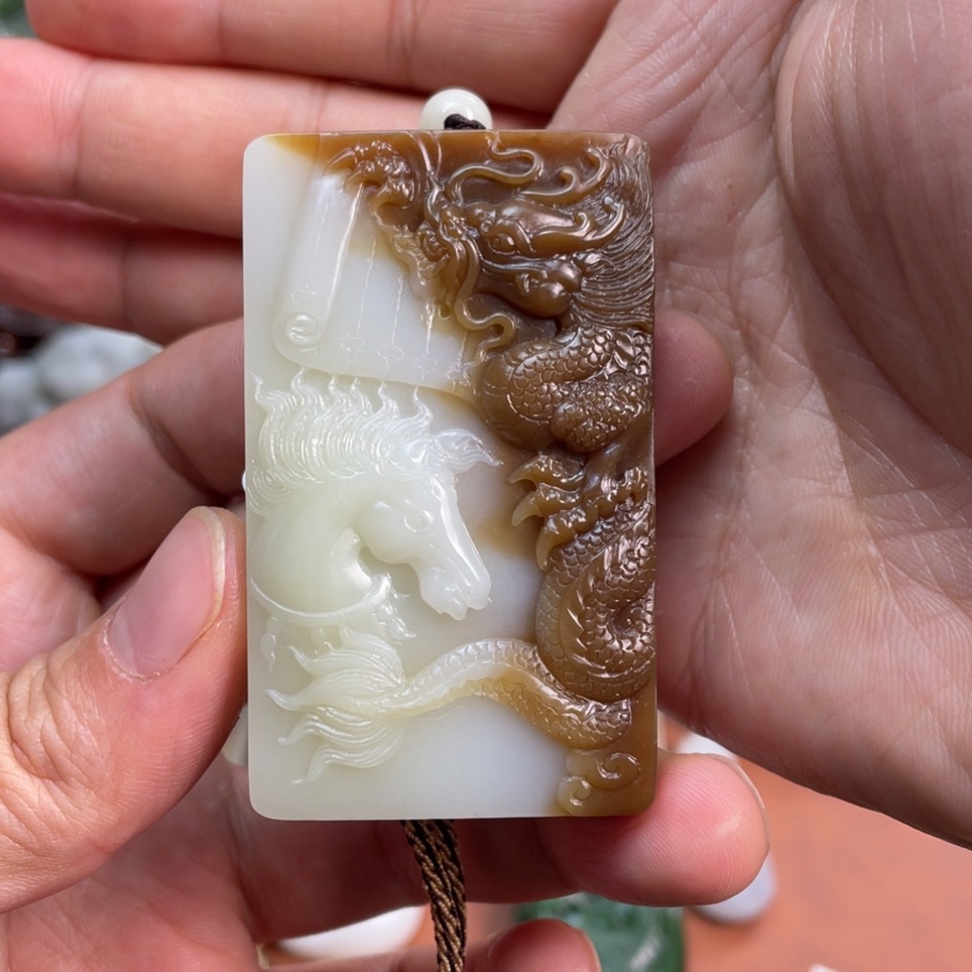 吊坠(不含链)未镶嵌和田玉真*