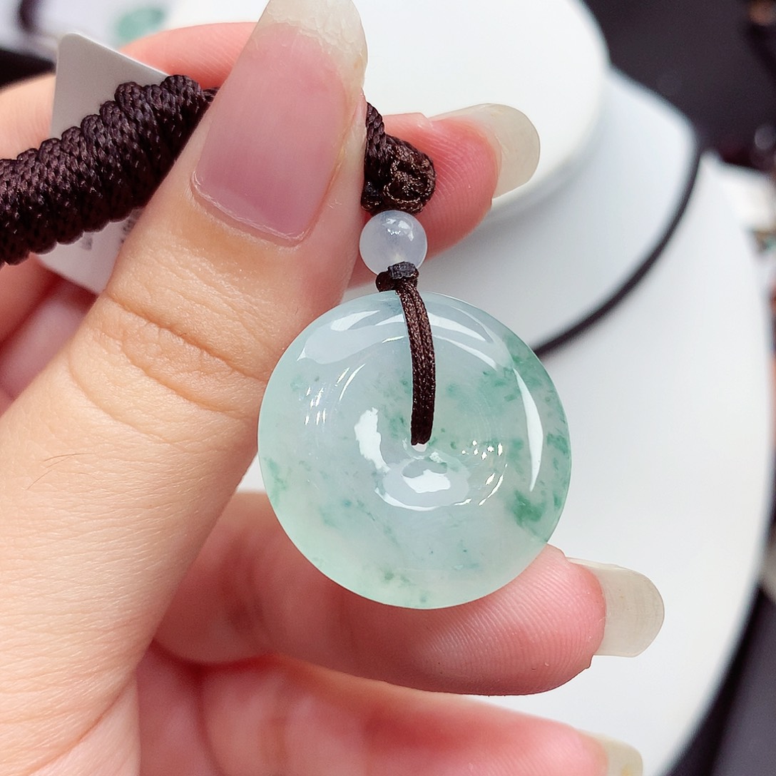 翡翠未镶嵌颈饰翡翠16，23.9/5.4