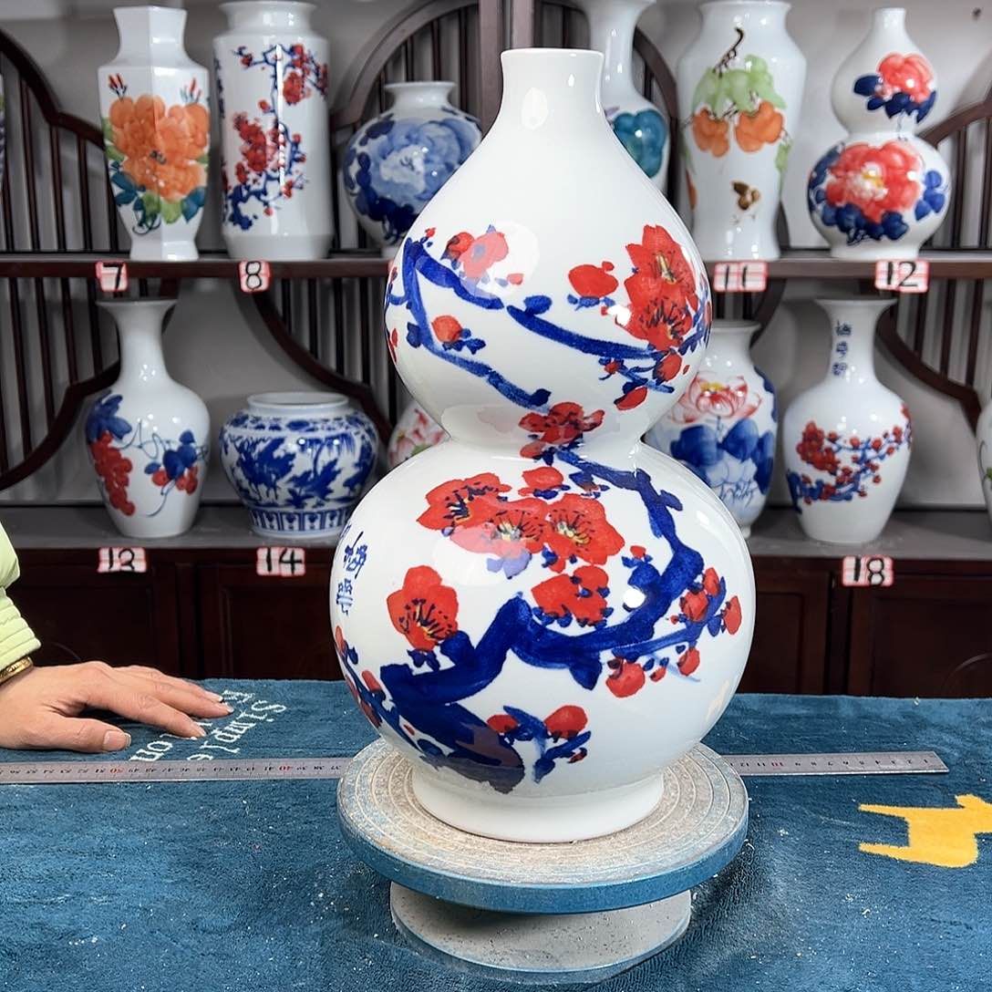 摆件景德镇陶瓷葫梅花