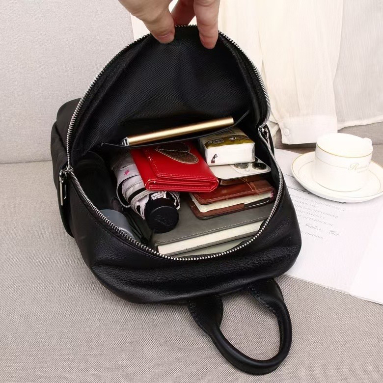 新款牛皮双肩包包