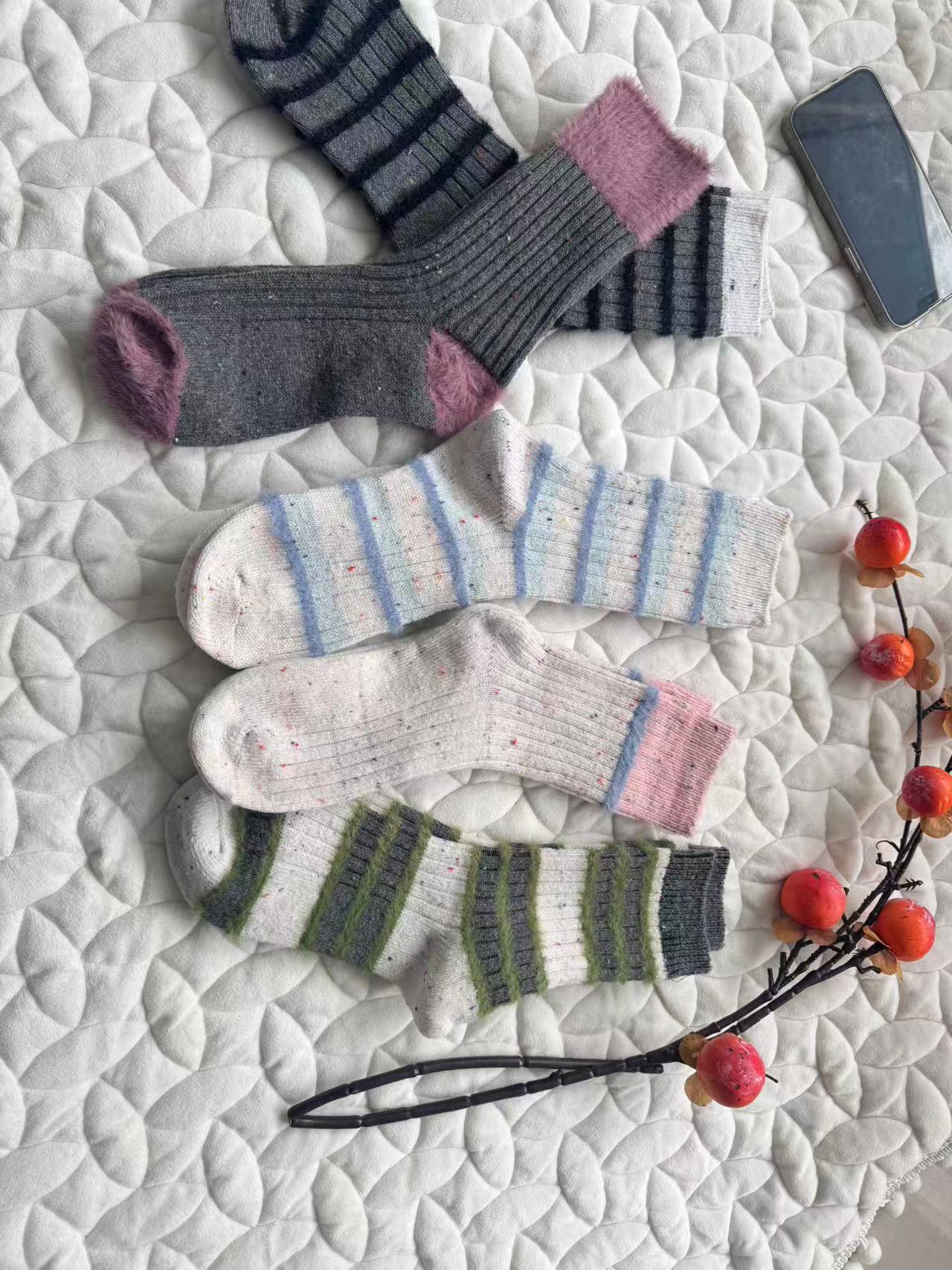 秋冬纯棉纱线中筒袜2025新款复古拼色羊毛堆堆袜长袜