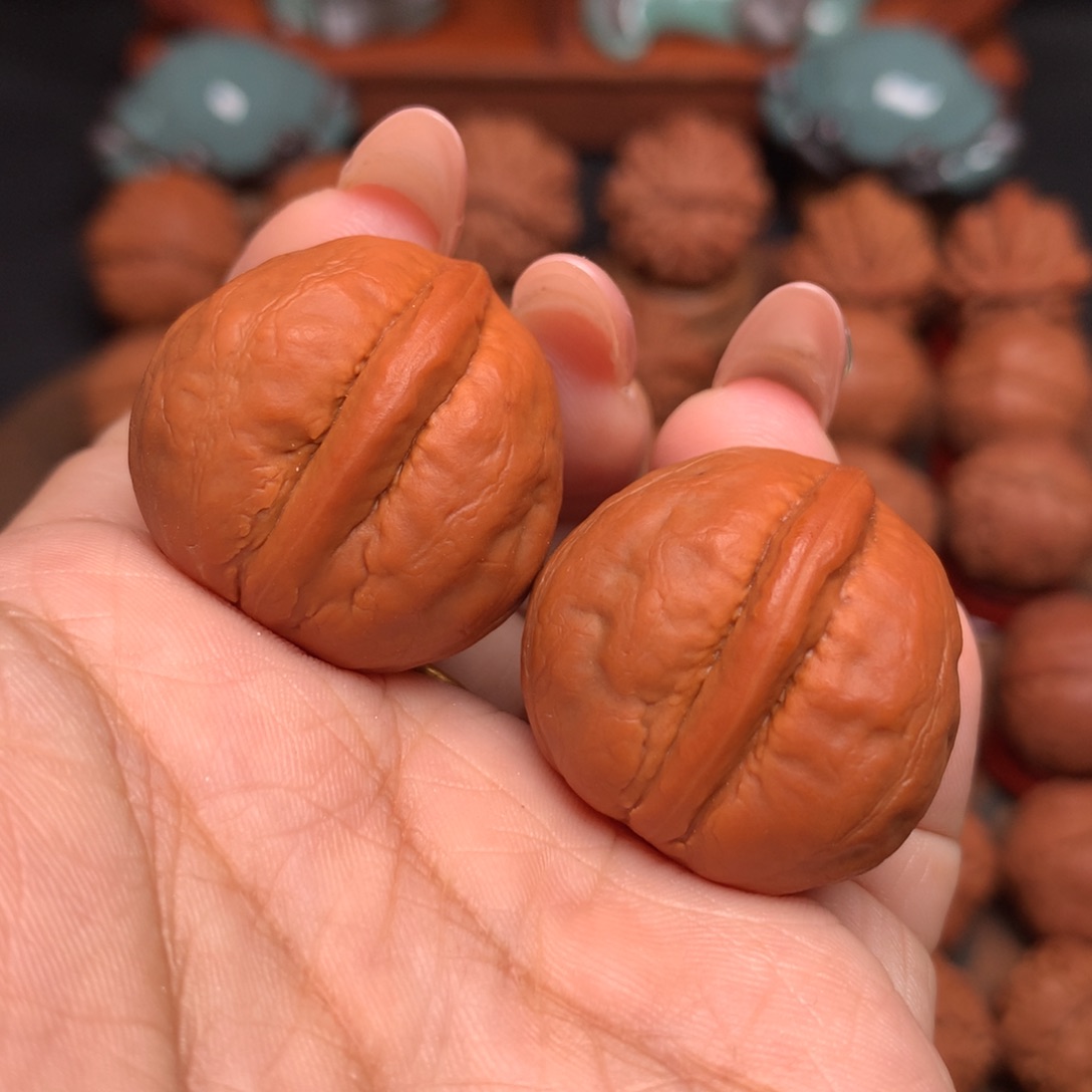 把件文玩核桃海豚