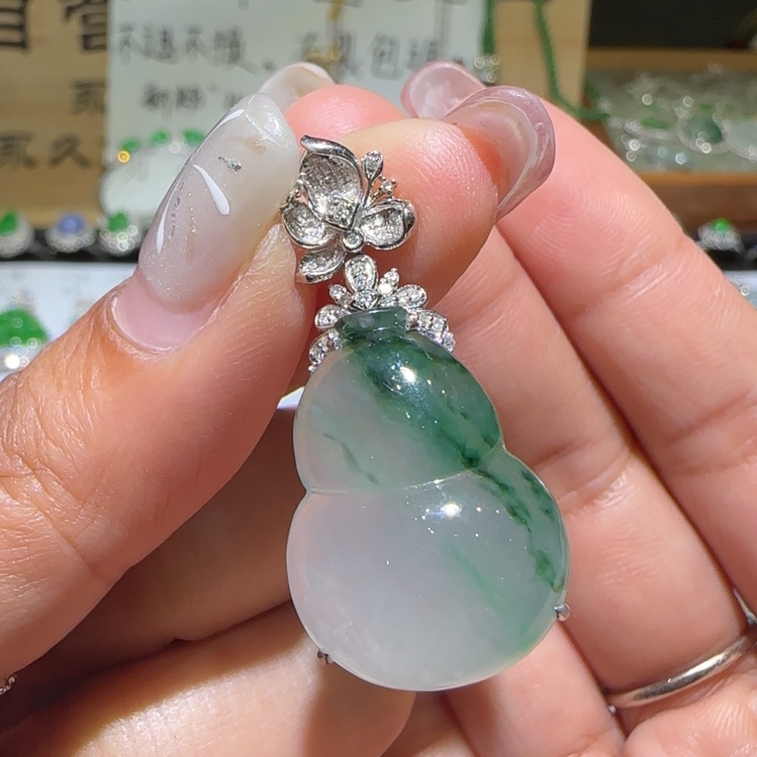 【闪购商品】翡翠颈饰18K金镶嵌缅甸