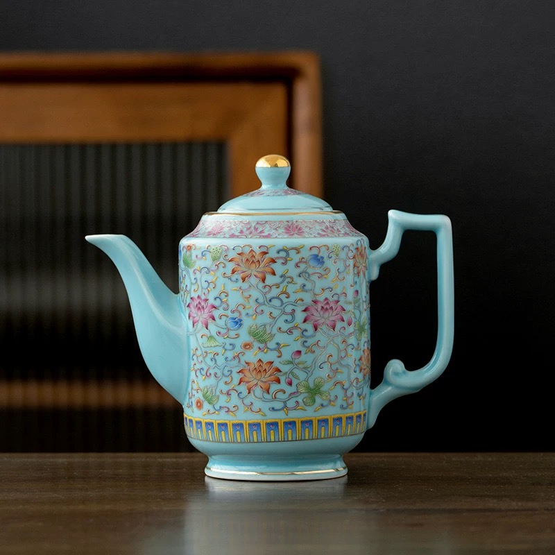 珐琅彩贵妃壶 霁蓝B19