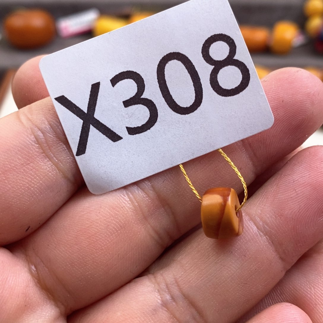 蜜蜡珠宝奇石未镶嵌