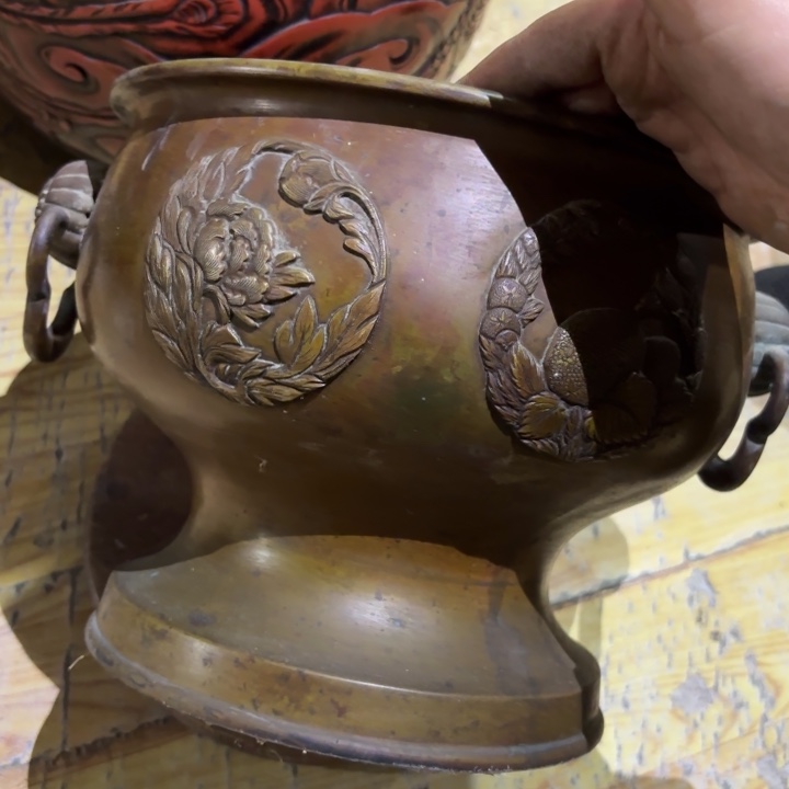 紫砂茶杯王****器非常美丽漂亮的物品