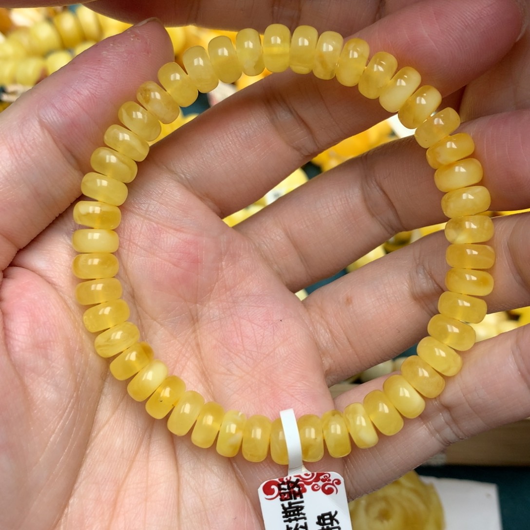 未镶嵌琥珀珠宝奇石25