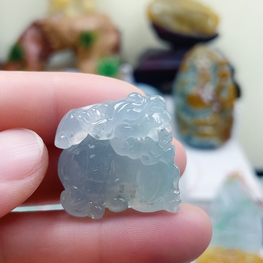 翡翠未镶嵌颈饰2222