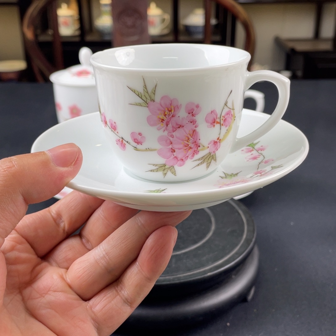 瓷片轻工业陶瓷研究所