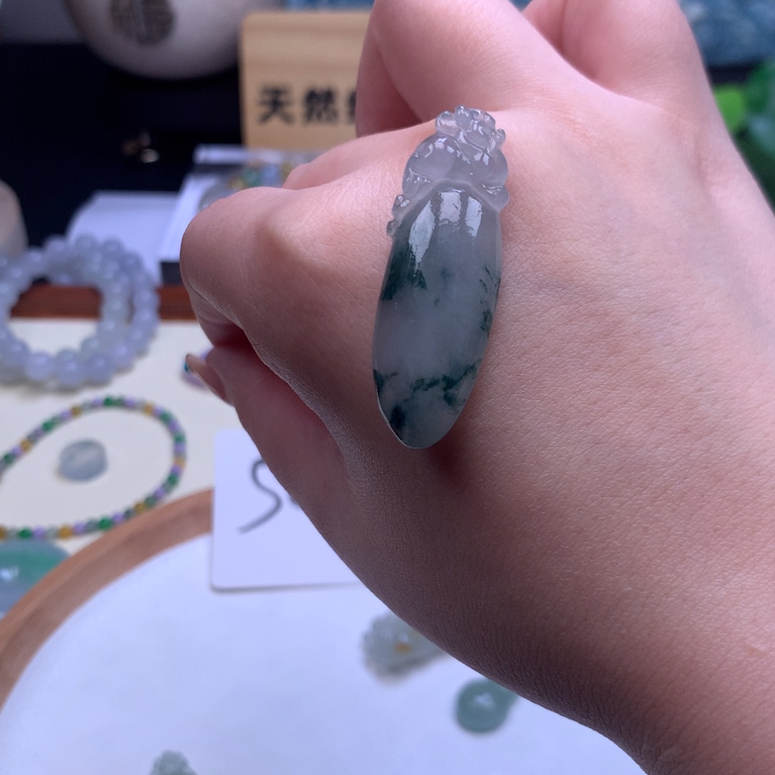 未镶嵌定制翡翠福瓜