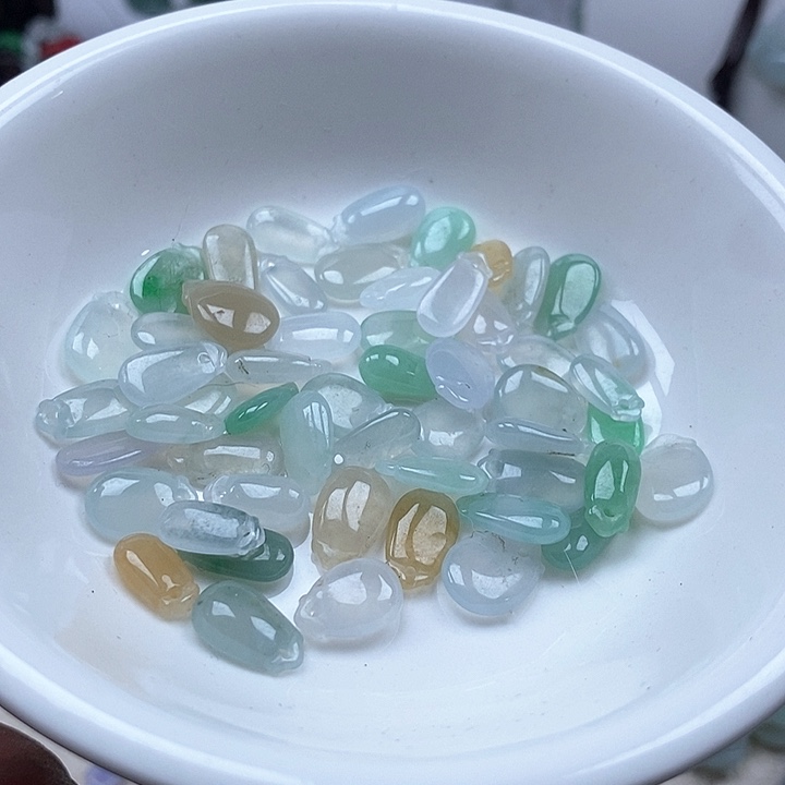 翡翠未镶嵌吊坠(不含链)一个20