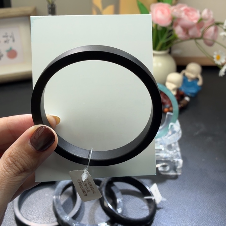 翡翠未镶嵌手镯磨砂钢琴黑