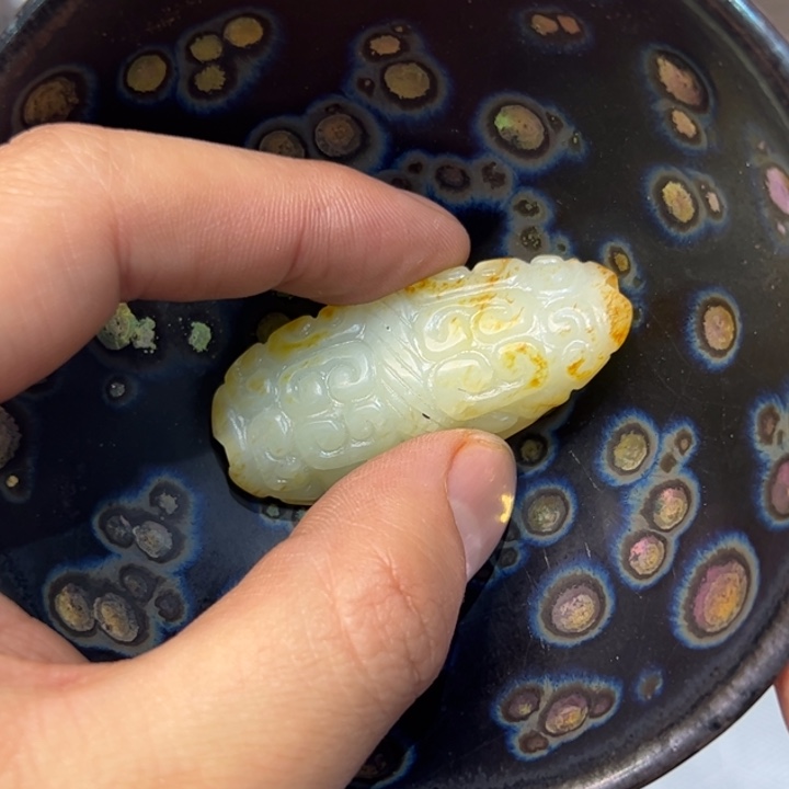 瓷片荆棘谷太咯卢卡库咯