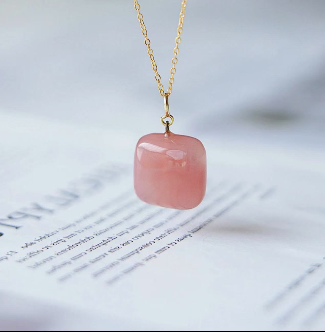 【和田玉吊坠】新疆和田玉小方糖精雕吊坠 尺寸22*20mm