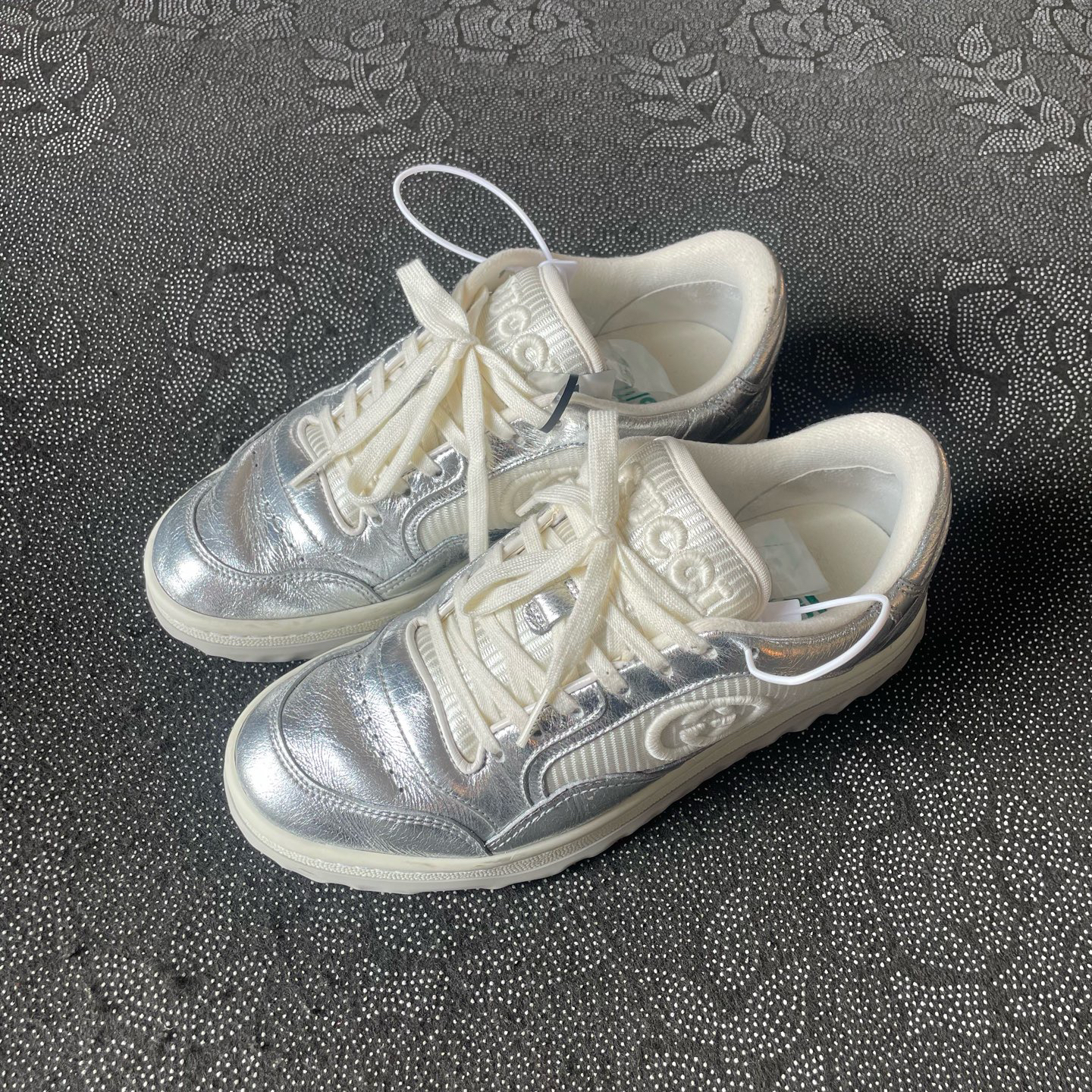 99新 GUCCI/古驰 mac80银色休闲鞋/36码/无盒