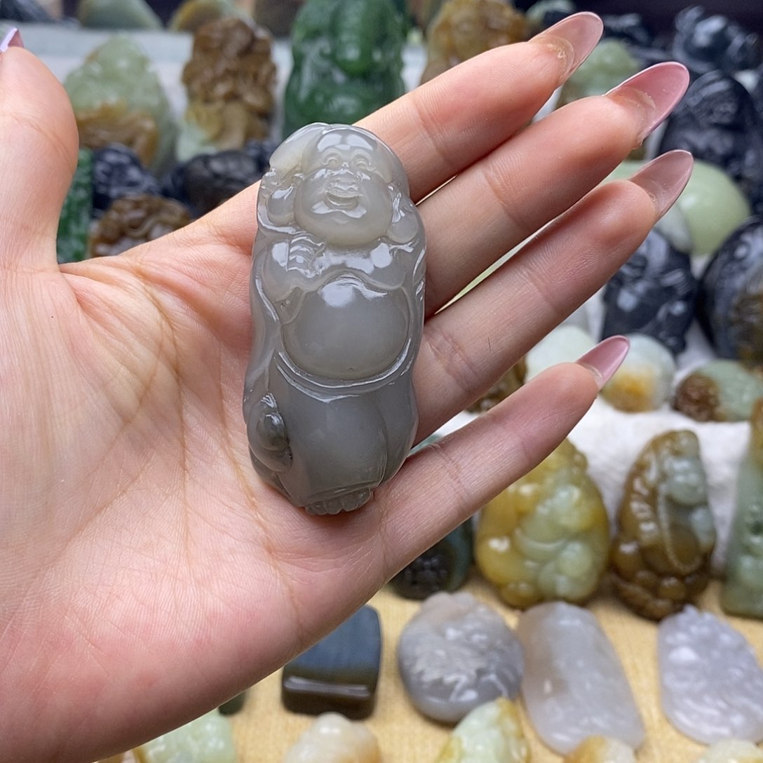 和田玉（糖玉）未镶嵌颈饰