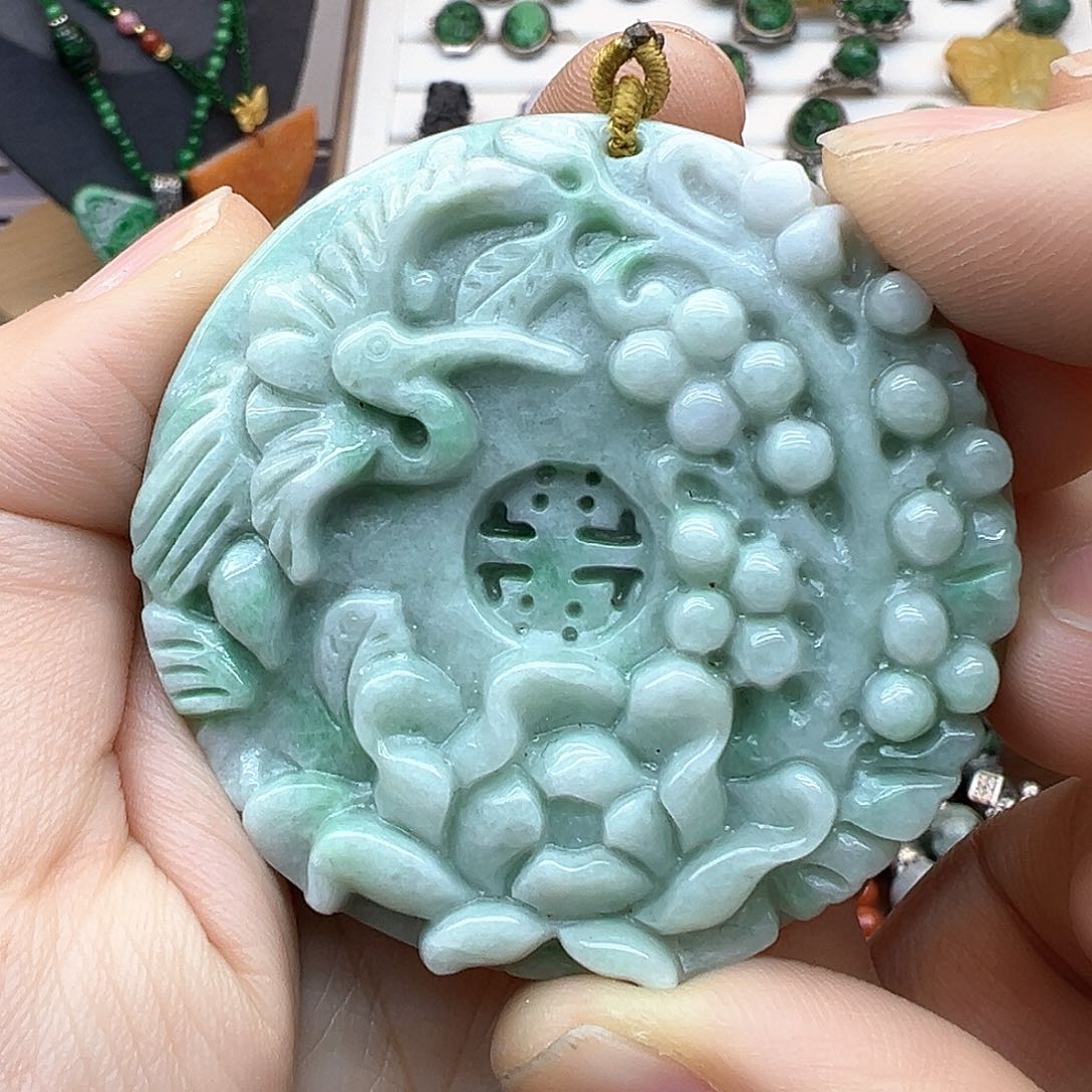 翡翠戒指未镶嵌炸