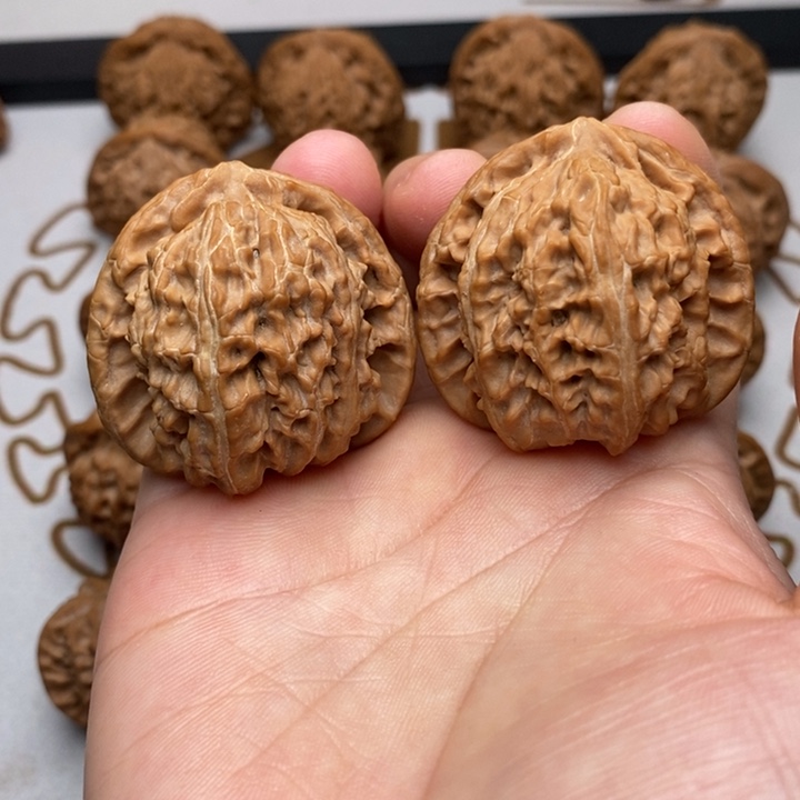 文玩核桃吊坠39➕白狮子