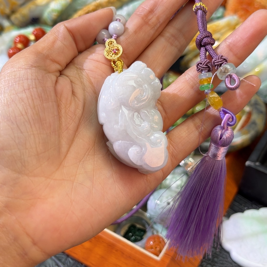 翡翠颈饰未镶嵌待编款